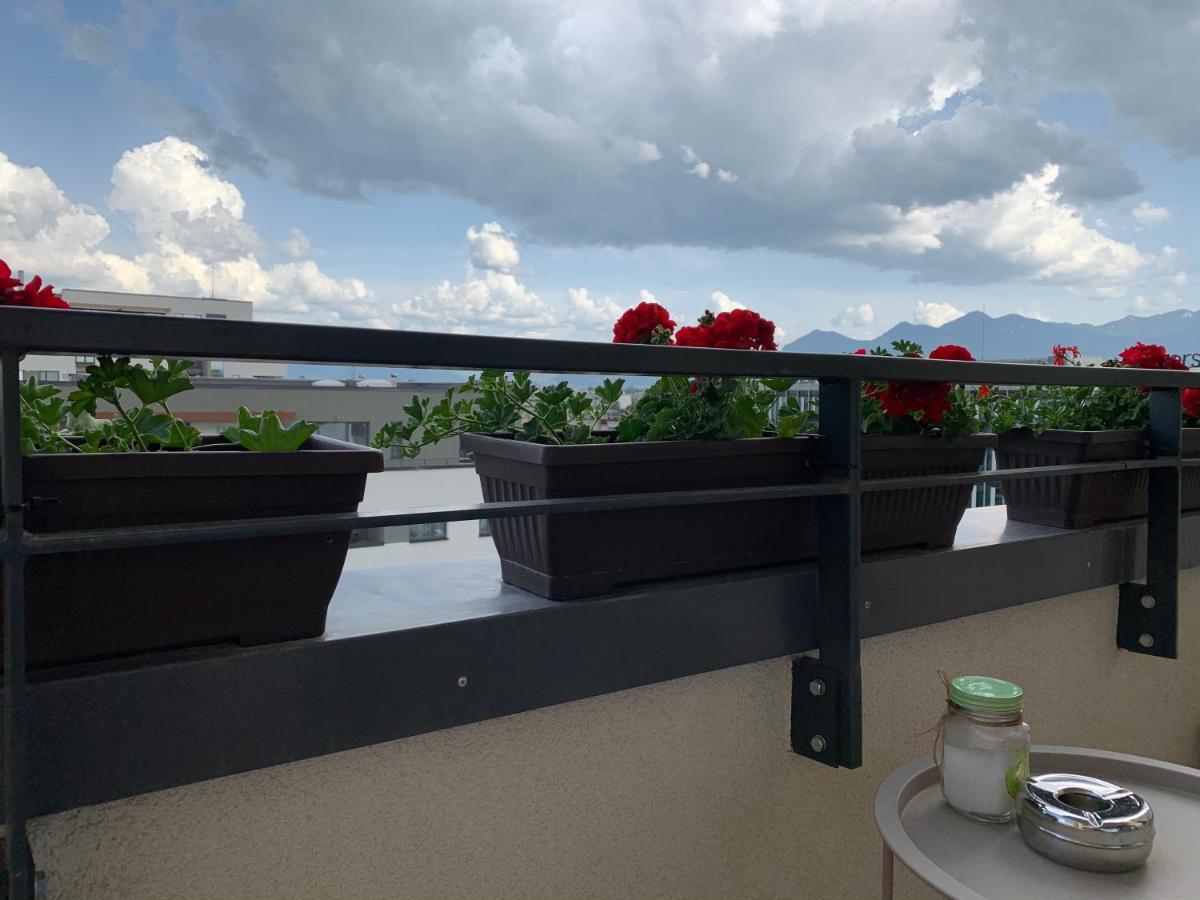 Executive Apartment Avantgarden Coresi Brașov Exterior foto